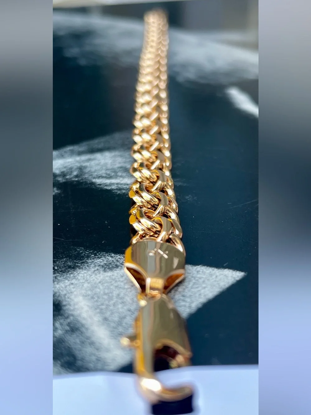 8.5” Bismark Gold-Tone Women’s Chain Bracelet 18k